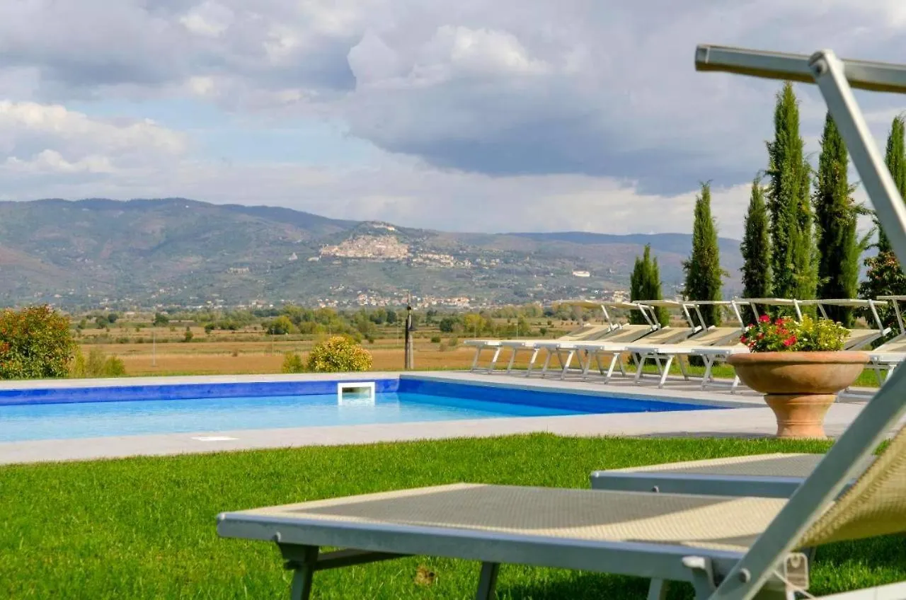 Villa Fattoria Le Giare Cortona Italy