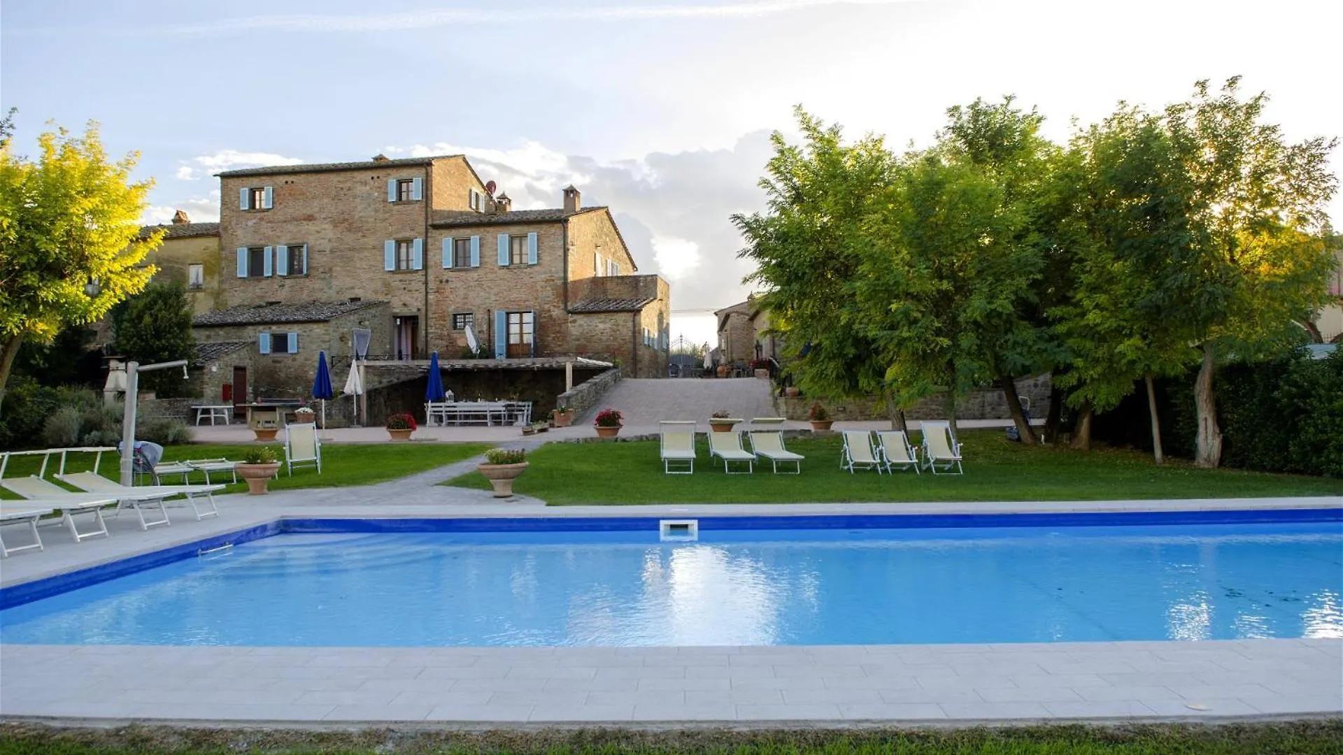 Villa Fattoria Le Giare Cortona