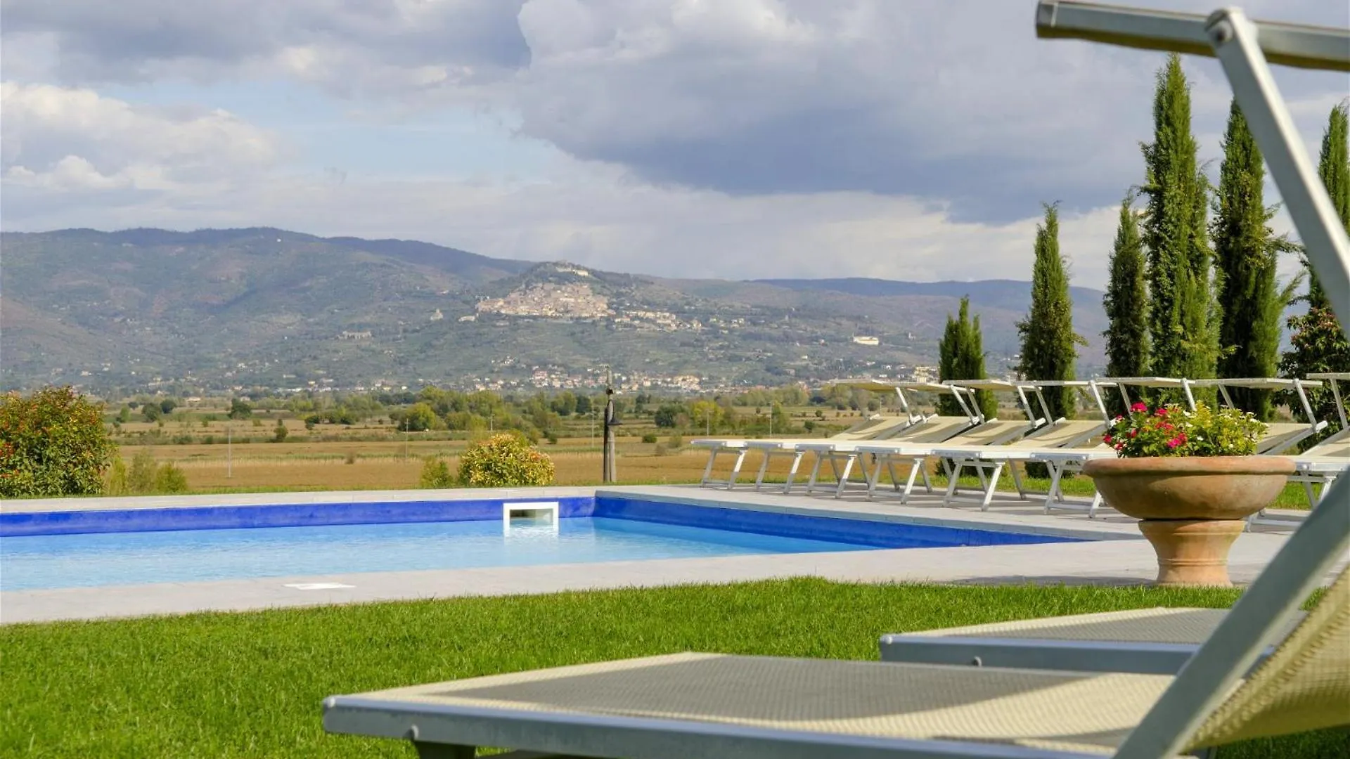 Villa Fattoria Le Giare Cortona